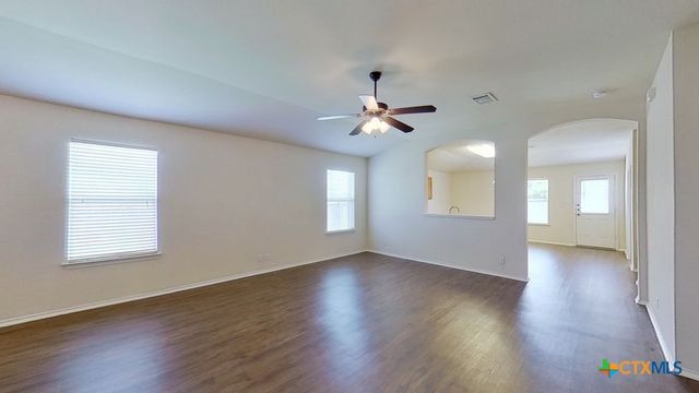 1013 W South Street, Leander, TX 78641