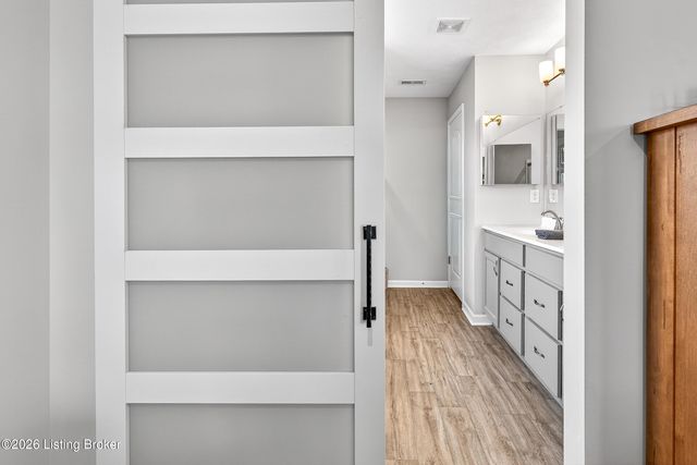 142 Wildflower Ave, Mt Washington, KY 40047