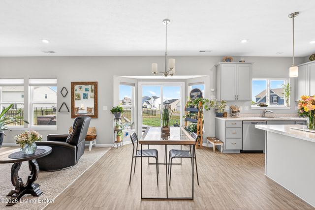 142 Wildflower Ave, Mt Washington, KY 40047