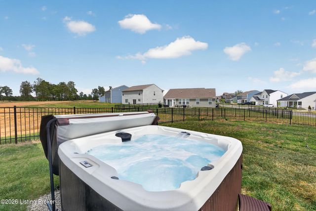 142 Wildflower Ave, Mt Washington, KY 40047