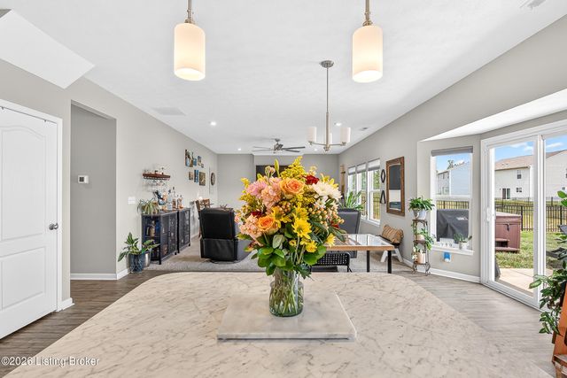 142 Wildflower Ave, Mt Washington, KY 40047