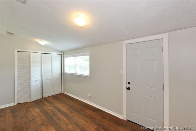 1702 Herby Drive, Jeffersonville, IN 47130
