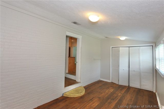1702 Herby Drive, Jeffersonville, IN 47130