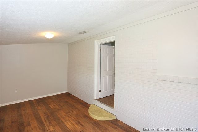 1702 Herby Drive, Jeffersonville, IN 47130