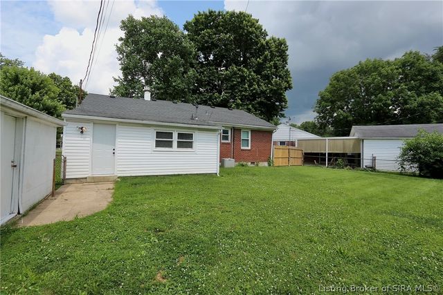 1702 Herby Drive, Jeffersonville, IN 47130