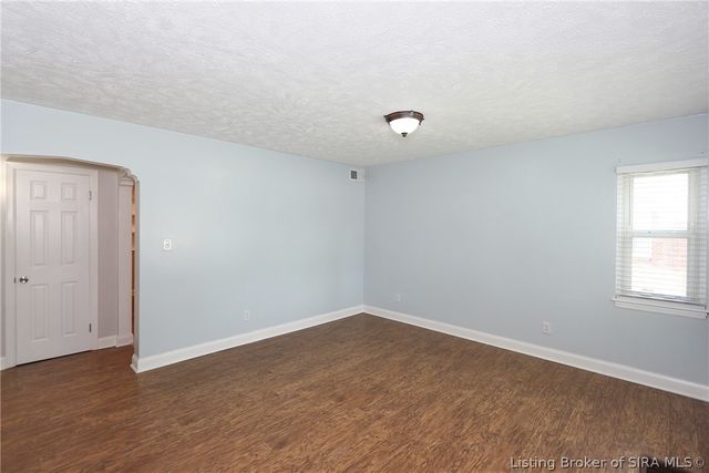 1702 Herby Drive, Jeffersonville, IN 47130