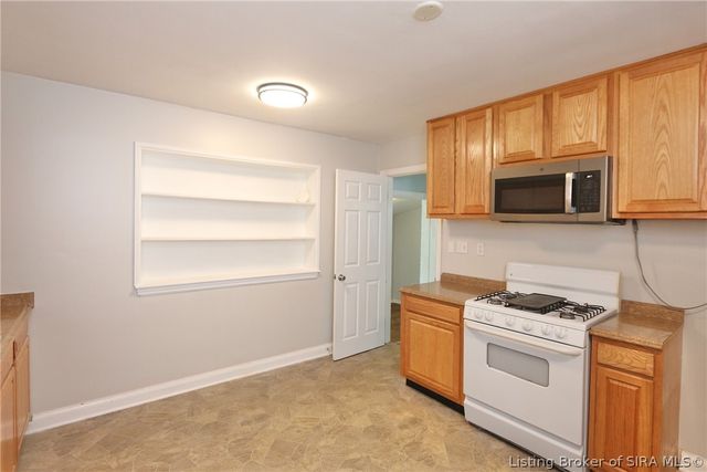 1702 Herby Drive, Jeffersonville, IN 47130