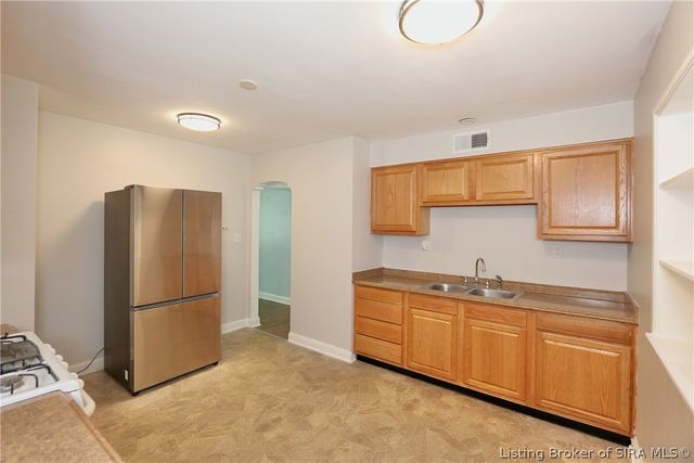 1702 Herby Drive, Jeffersonville, IN 47130