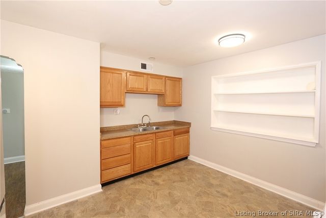 1702 Herby Drive, Jeffersonville, IN 47130