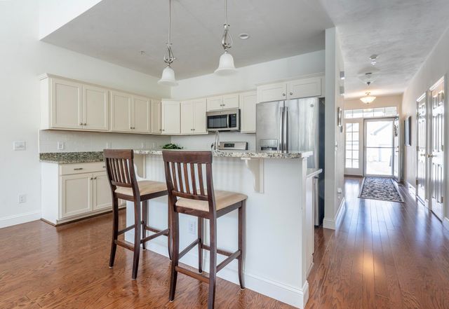 22 Grey Hawk Drive 645, Mashpee, MA 02649