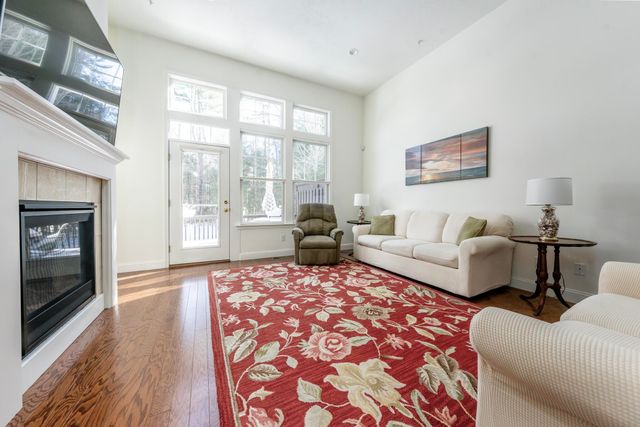 22 Grey Hawk Drive 645, Mashpee, MA 02649