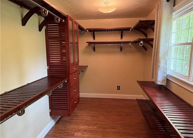 214 Raptor Cir, Neshannock Twp, PA 16105