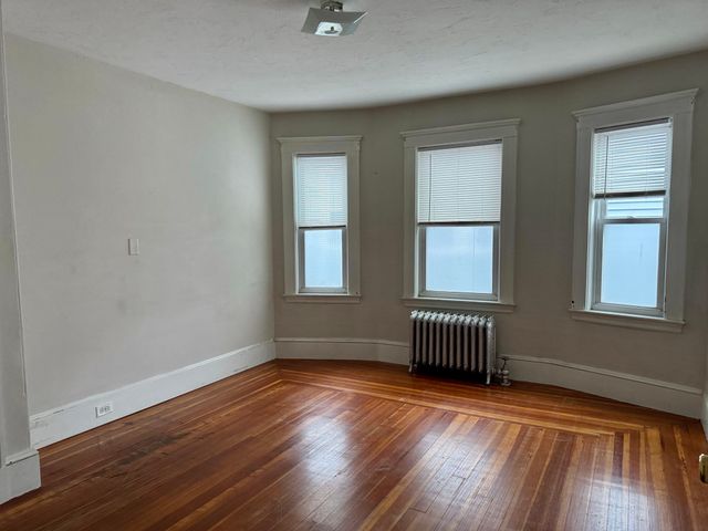 275 Water St 1, Quincy, MA 02169