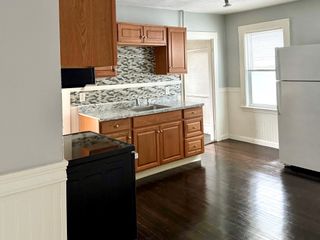 275 Water St 1, Quincy, MA 02169
