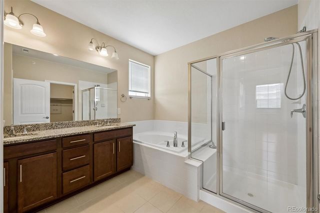 24646 E Calhoun Place C, Aurora, CO 80016