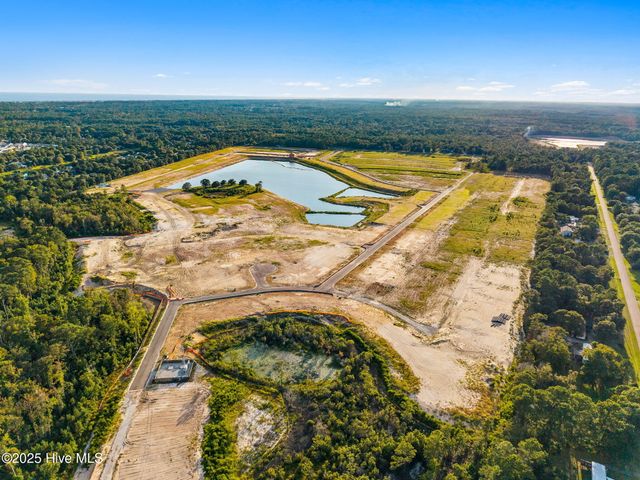 1140 Garland Lake Cir Sw, Supply, NC 28462