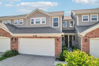 1245 Prairie View Parkway, Cary, IL 60013