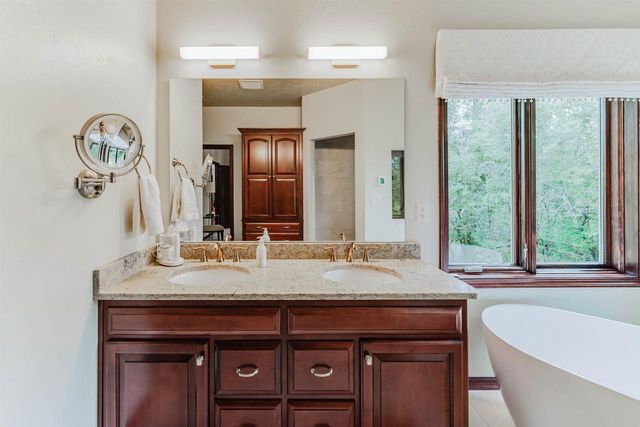 4130 TWILIGHT COURT, Oshkosh, WI 54904