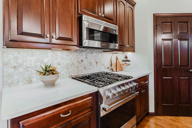 4130 TWILIGHT COURT, Oshkosh, WI 54904