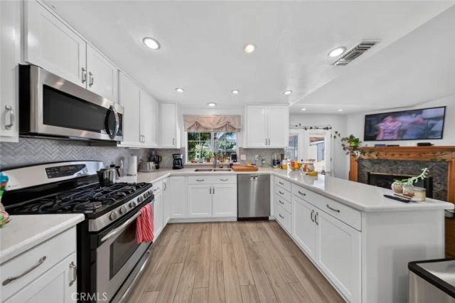 1116 E Gladstone Street, La Verne, CA 91750