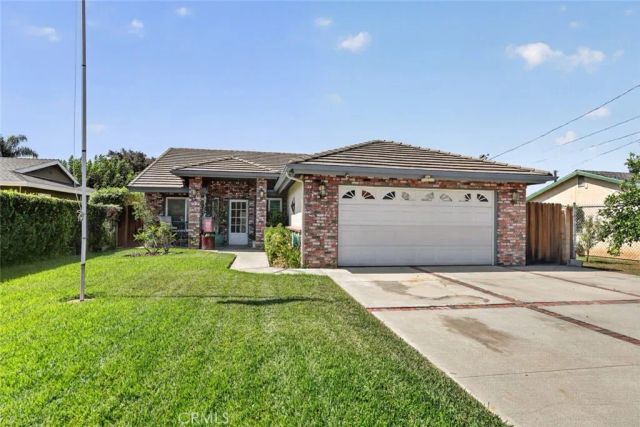 1116 E Gladstone Street, La Verne, CA 91750