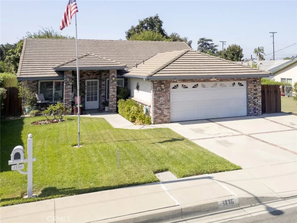 1116 E Gladstone Street, La Verne, CA 91750