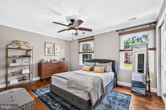 8618 DELLWAY LN, Vienna, VA 22180