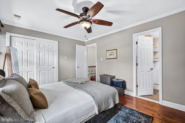 8618 DELLWAY LN, Vienna, VA 22180