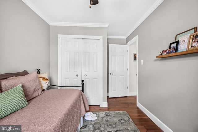 8618 DELLWAY LN, Vienna, VA 22180