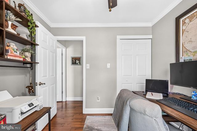 8618 DELLWAY LN, Vienna, VA 22180