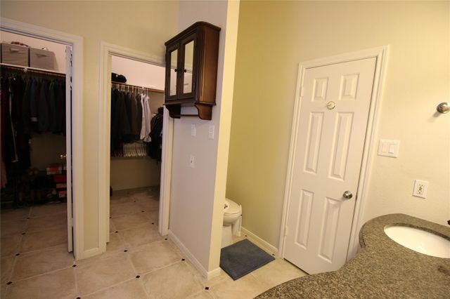 114 Chandler Ct, Sugar Land, TX 77479