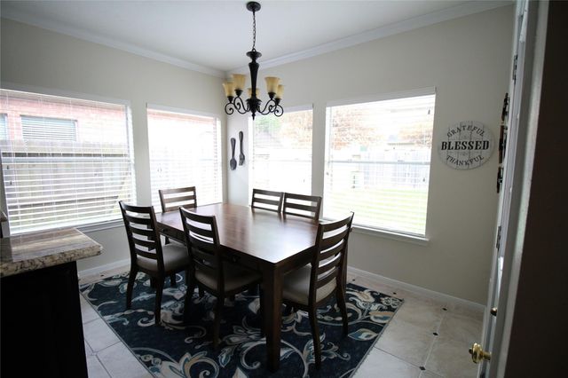 114 Chandler Ct, Sugar Land, TX 77479