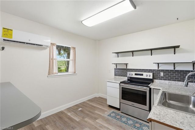 17900 Devore LN, Fort Myers, FL 33913