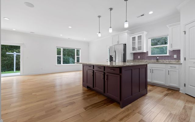 497 Candytuft Lane, Hixson, TN 37343