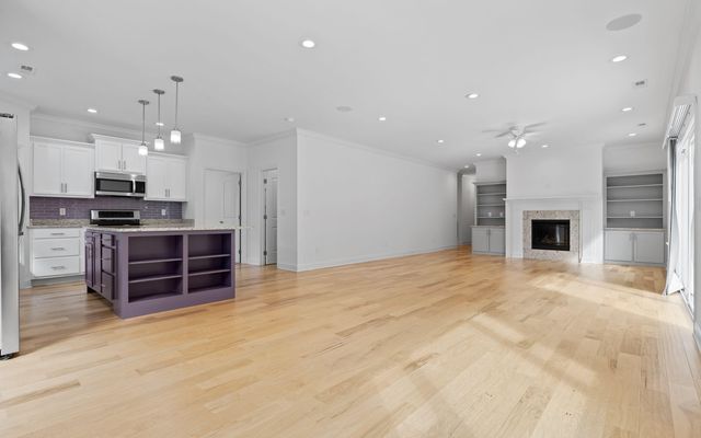 497 Candytuft Lane, Hixson, TN 37343