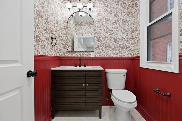 232 N Aiken Ave, Garfield, PA 15206