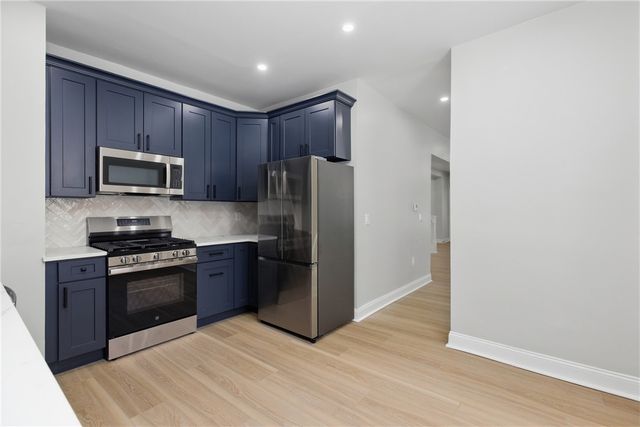 232 N Aiken Ave, Garfield, PA 15206