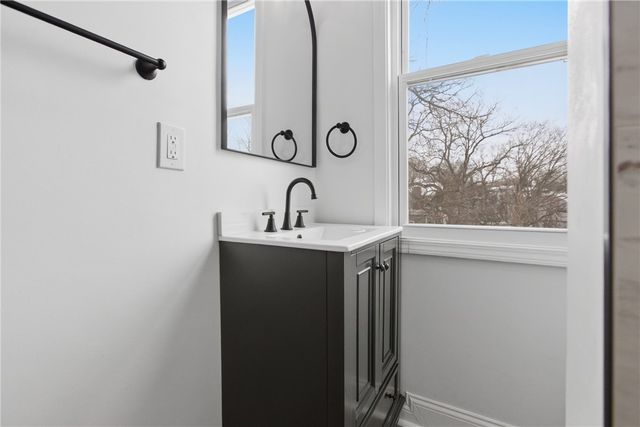 232 N Aiken Ave, Garfield, PA 15206