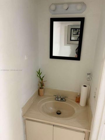 5840 W 26th Ave 5840, Hialeah, FL 33016