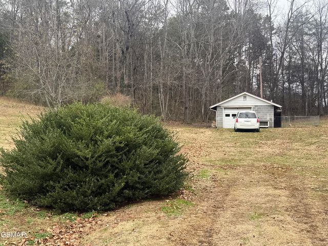 1342 Edwina-Bridgeport Road, Newport, TN 37821