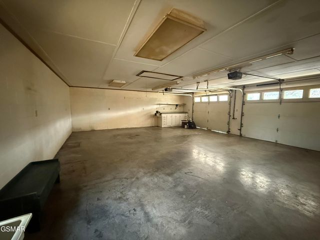 1342 Edwina-Bridgeport Road, Newport, TN 37821