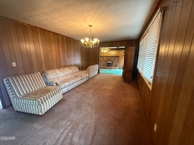 1342 Edwina-Bridgeport Road, Newport, TN 37821