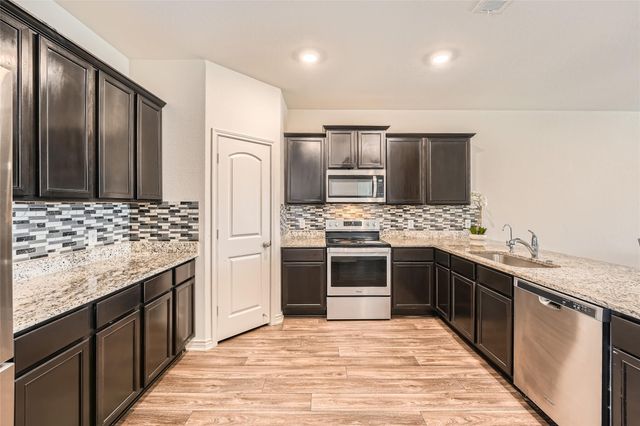14513 Prairie Sod LN, Elgin, TX 78621