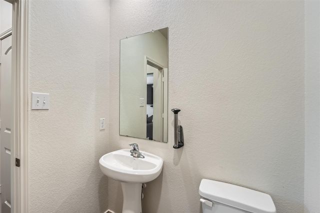 14513 Prairie Sod LN, Elgin, TX 78621