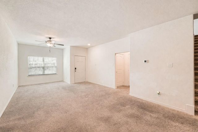 14513 Prairie Sod LN, Elgin, TX 78621
