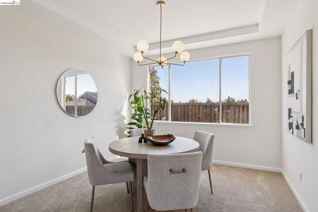 2004 Fries Ct, Martinez, CA 94553