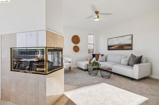 2004 Fries Ct, Martinez, CA 94553