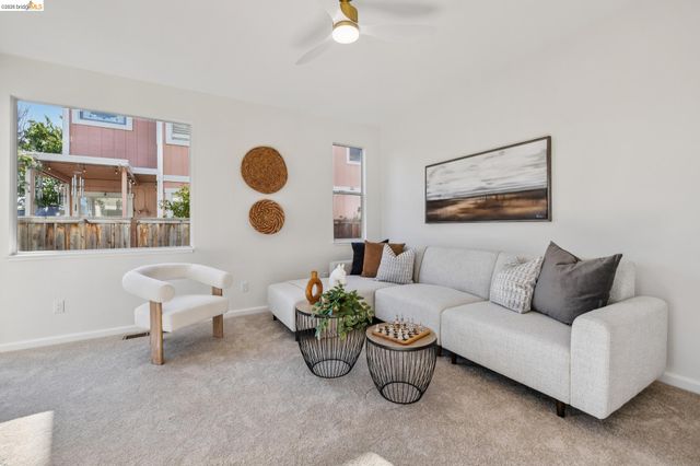 2004 Fries Ct, Martinez, CA 94553