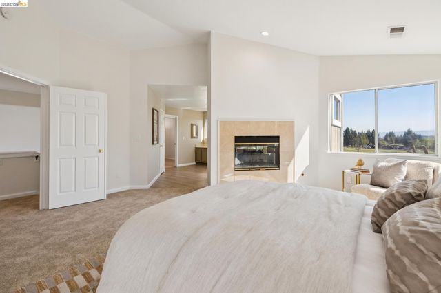 2004 Fries Ct, Martinez, CA 94553