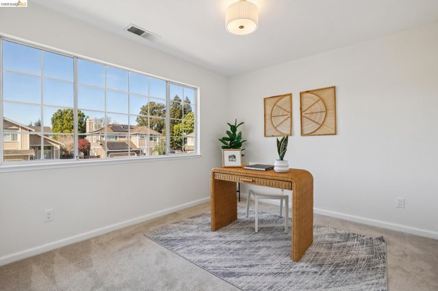 2004 Fries Ct, Martinez, CA 94553